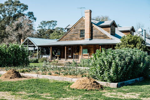Circa 1876 Restaurant Hunter Valley - Click Find 0
