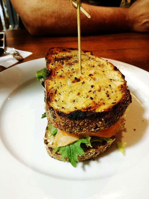 Savannah Cafe And Bar - Click Find 0