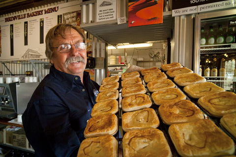 Birdsville Bakery - Bridge Guide 2