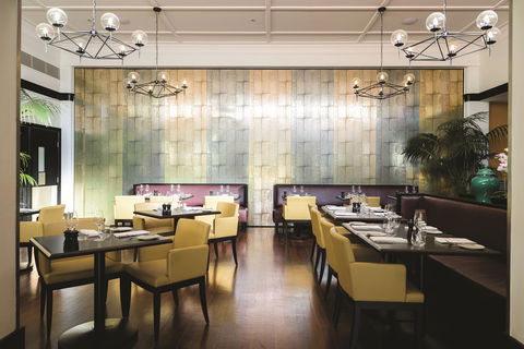 Chifley's Bar & Grill - Click Find 1