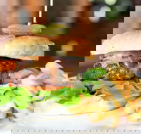 Paddy's Pub and Grill - Click Find