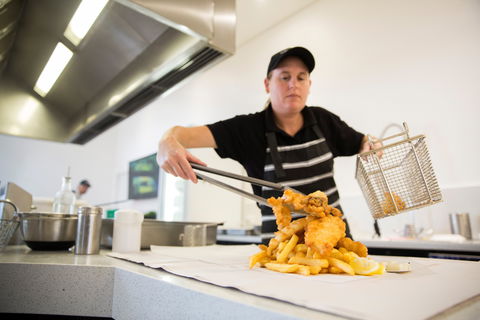 The Fresh Fish Place Fish Market & Café - Lawyer Find 1