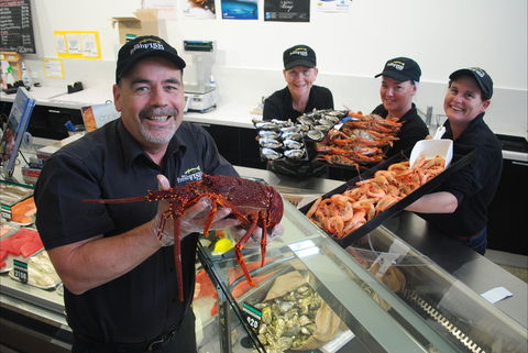 The Fresh Fish Place Fish Market & Café - Lawyer Find 2
