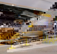 Long Neck - Perth Domestic Airport - Click Find