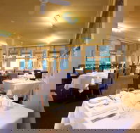 Montfort's Dining Room - Bridge Guide