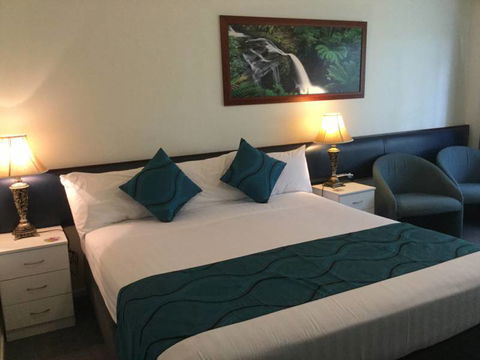 Poinciana Motel - Click Find 2