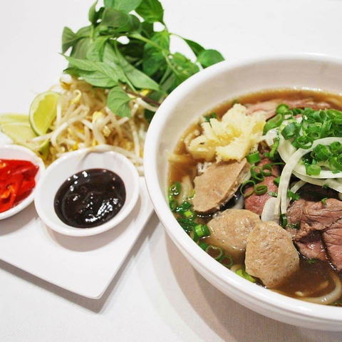 Madam Pho - Click Find 0