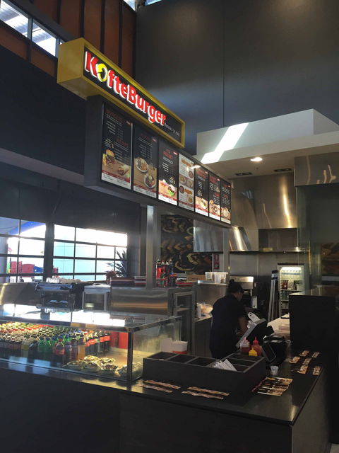 Kofte Burger - Helensvale - Bet 4u 0