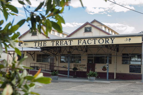 The Treat Factory - Click Find 0