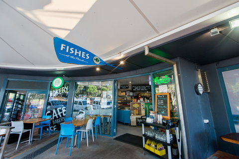 Fishes At The Point - Bet 4u 0