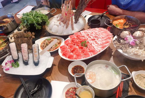 Shuang Chong Xi Qing Hotpot - Click Find 0