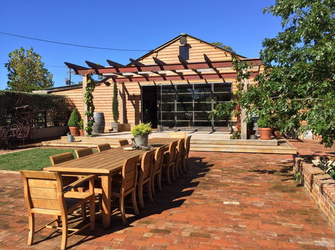 St Maur Wines - Lawyer Find 1
