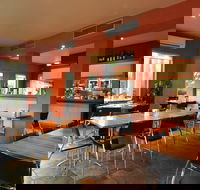 Waves Cafe Bar and Restaurant - Bridge Guide