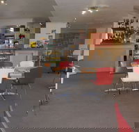 GT's Cafe Bistro - Click Find