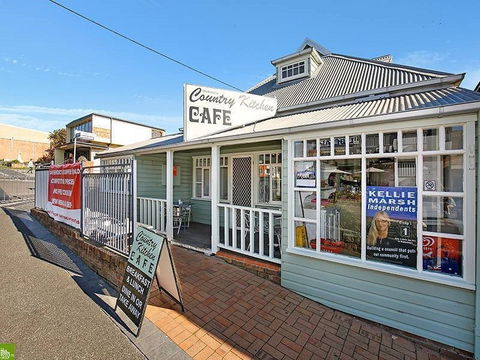Shellharbour Country Kitchen - Lavinia 0