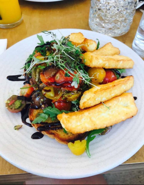 Little H Cafe - Click Find 0