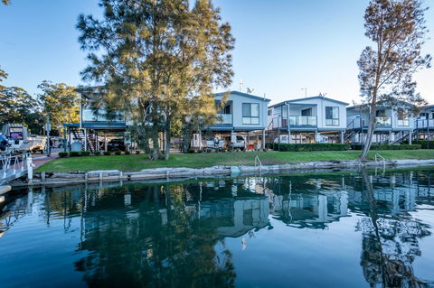 Jervis Bay Holiday Park - Click Find 0