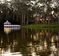 Lincoln Downs Resort Batemans Bay - Click Find