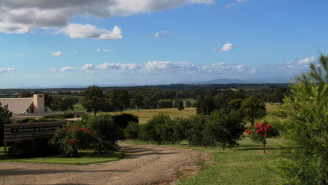 Grapevines Boutique Accommodation - Click Find 20