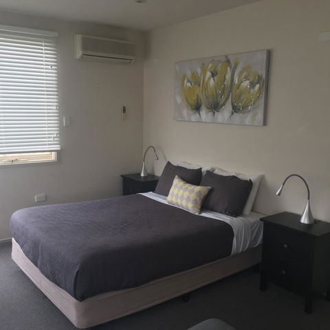 Grapevines Boutique Accommodation - Click Find 10