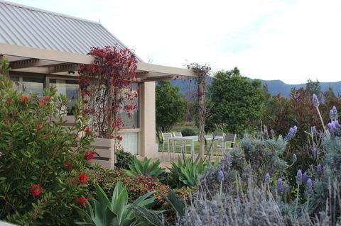 Grapevines Boutique Accommodation - Click Find 28
