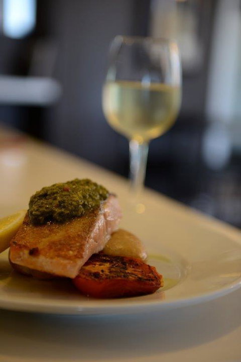 Crossroads Hotel - Local Finder 34