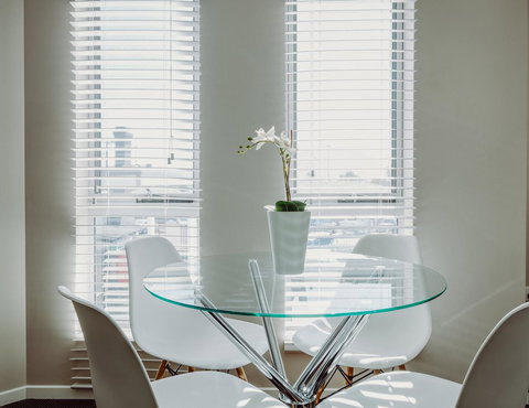 Crossroads Hotel - Local Finder 4