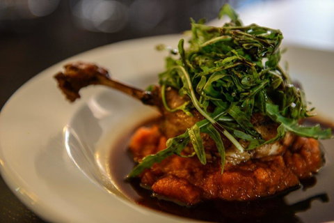 Crossroads Hotel - Local Finder 19