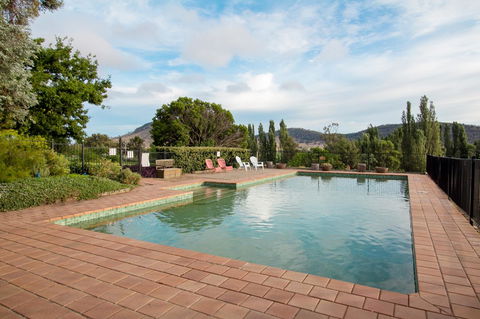 Stay In Mudgee - Lavinia 25