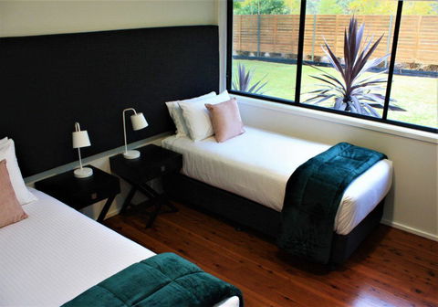 Wine Country Villas - Click Find 5