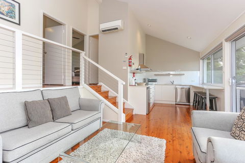 Wine Country Villas - Click Find 12