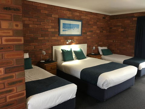 Pelican Motor Inn - Click Find 14