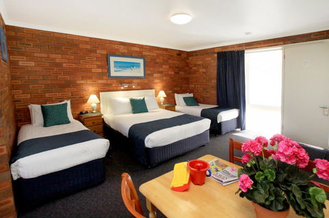 Pelican Motor Inn - Click Find 40