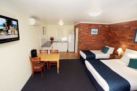 Pelican Motor Inn - Click Find 39