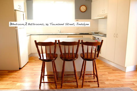 Full Circle Apartments - Click Find 15