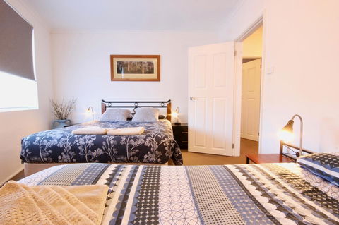 Full Circle Apartments - Click Find 5