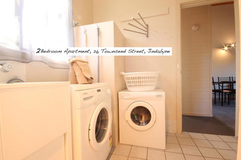 Full Circle Apartments - Click Find 29