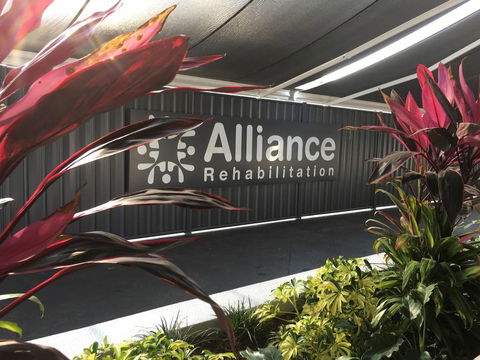 Townsville Signs - Bridge Guide 3