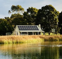 The Lake House Retreat - Lawyer Find