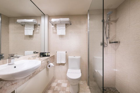 Stamford Plaza Adelaide - Who Is Search 18