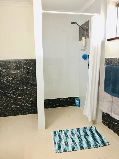 Aussie Opal Diggers Outback Retreat-Undergound - Bet 4u 18