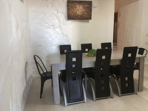 Aussie Opal Diggers Outback Retreat-Undergound - Bet 4u 14