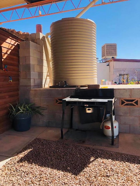 Aussie Opal Diggers Outback Retreat-Undergound - Bet 4u 22