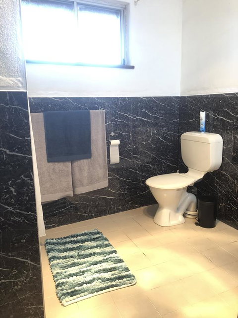 Aussie Opal Diggers Outback Retreat-Undergound - Bet 4u 19