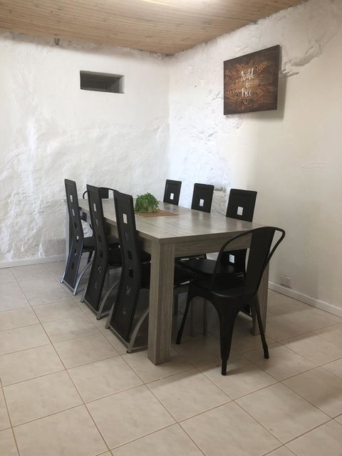 Aussie Opal Diggers Outback Retreat-Undergound - Bet 4u 15