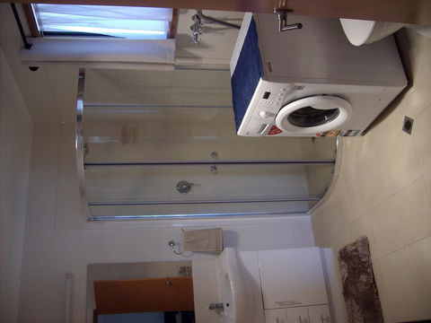 Jacko's Holiday Cabins - Click Find 4