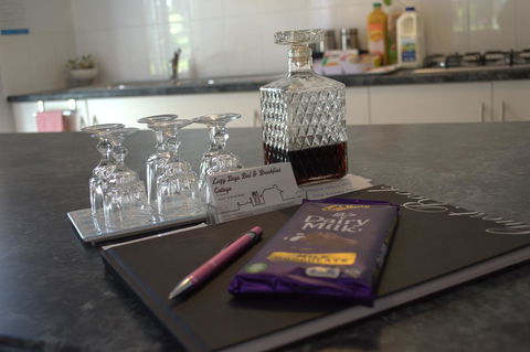 Lazy Days Bed &Breakfast Cottage - Victor Harbor - Click Find 26