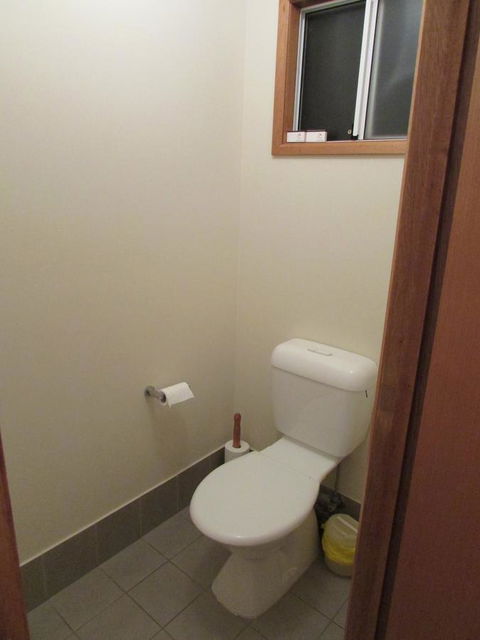 Lazy Days Bed &Breakfast Cottage - Victor Harbor - Click Find 21