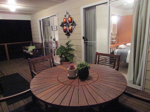 Lazy Days Bed &Breakfast Cottage - Victor Harbor - Click Find 24