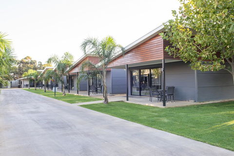 Paringa Resort - Bridge Guide 4